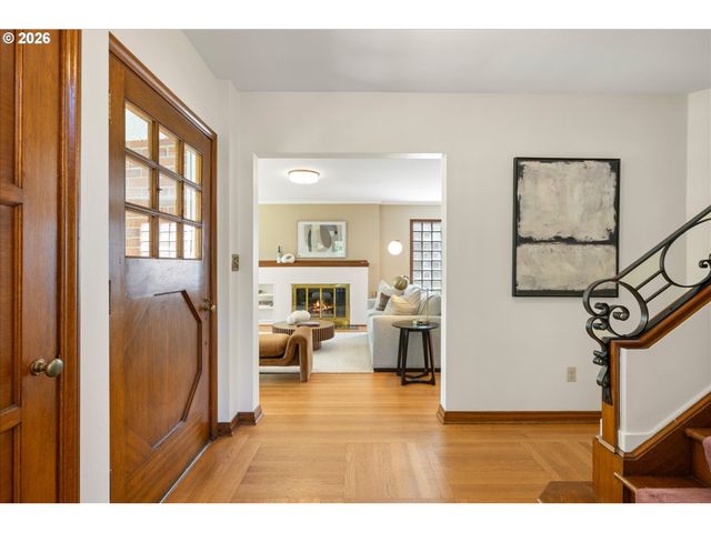 3045 Ne 32ND Pl, Portland, OR 97212