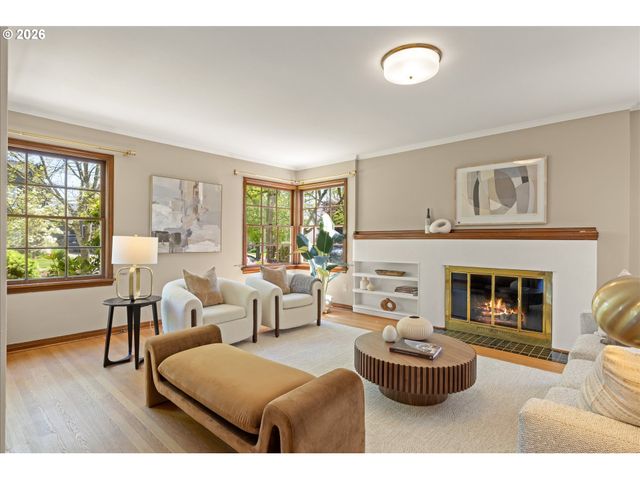3045 Ne 32ND Pl, Portland, OR 97212