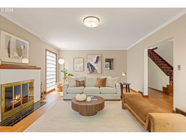 3045 Ne 32ND Pl, Portland, OR 97212