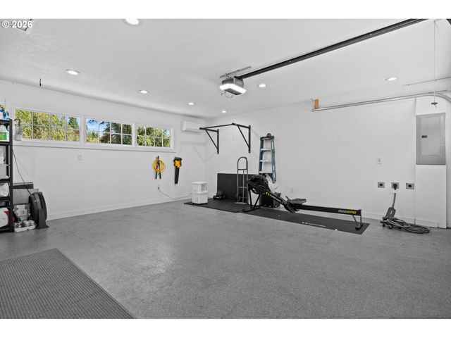 8795 Sw BIRCHWOOD Rd, Portland, OR 97225