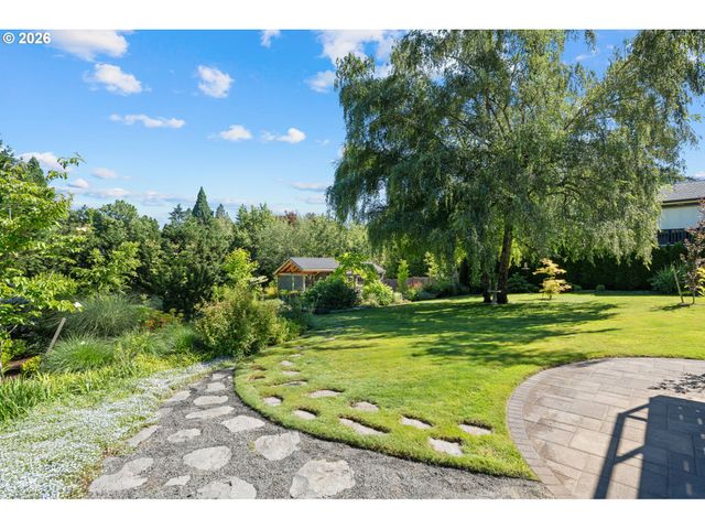 8795 Sw BIRCHWOOD Rd, Portland, OR 97225