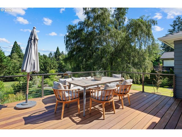 8795 Sw BIRCHWOOD Rd, Portland, OR 97225