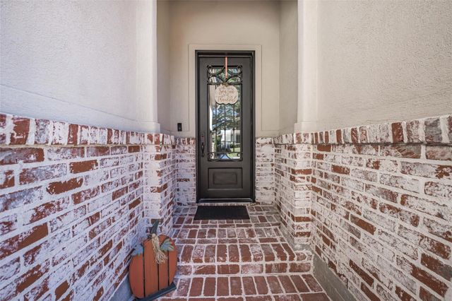 115 Lake Sterling Gate Drive, Spring, TX 77379