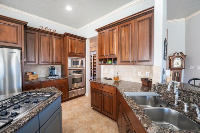 115 Lake Sterling Gate Drive, Spring, TX 77379