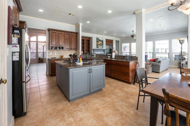 115 Lake Sterling Gate Drive, Spring, TX 77379