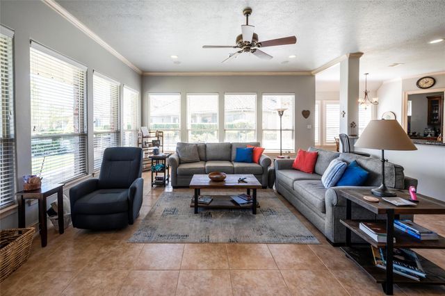 115 Lake Sterling Gate Drive, Spring, TX 77379