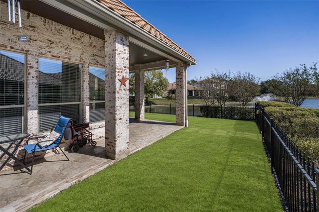 115 Lake Sterling Gate Drive, Spring, TX 77379