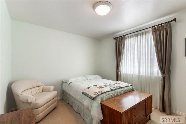 3838 Summerridge Cir, Ammon, ID 83406