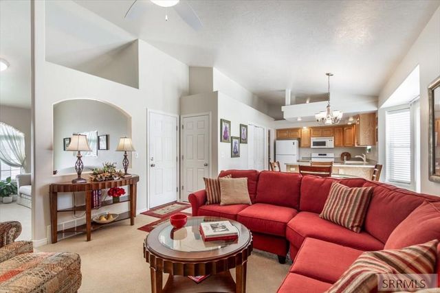 3838 Summerridge Cir, Ammon, ID 83406