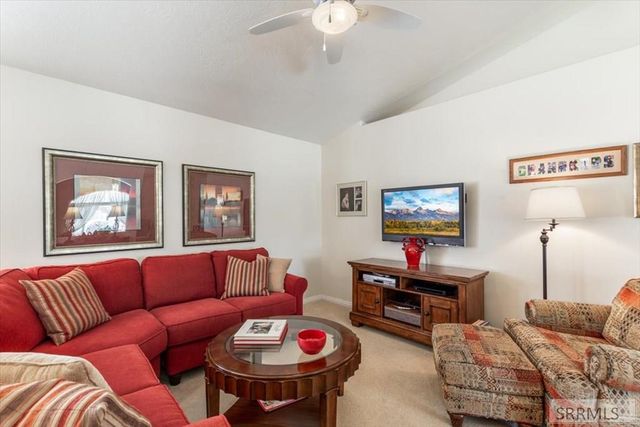 3838 Summerridge Cir, Ammon, ID 83406