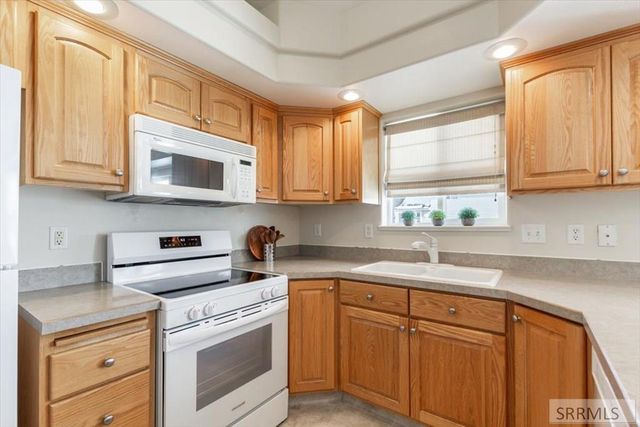 3838 Summerridge Cir, Ammon, ID 83406