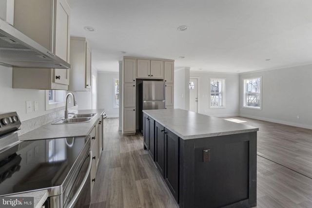 328 EAST ST, Gordonsville, VA 22942