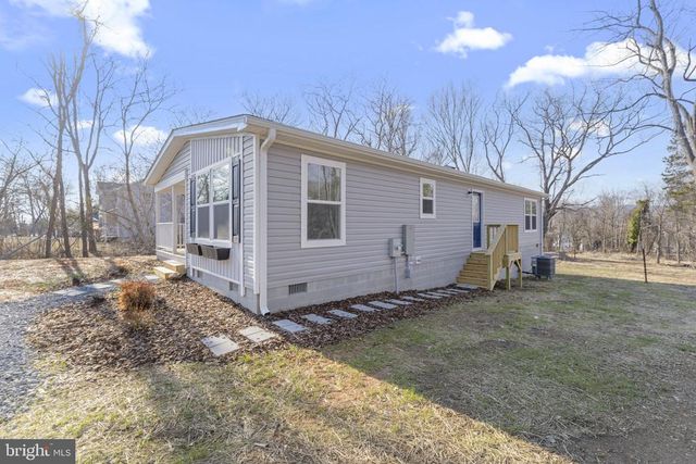 328 EAST ST, Gordonsville, VA 22942