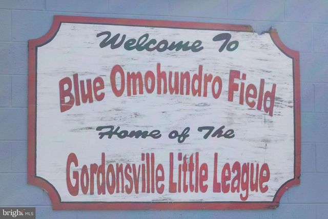 328 EAST ST, Gordonsville, VA 22942