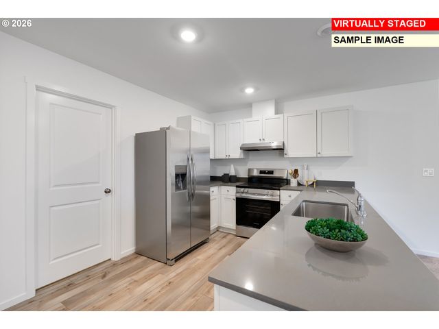 25255 TANGLEWOOD Way, Veneta, OR 97487