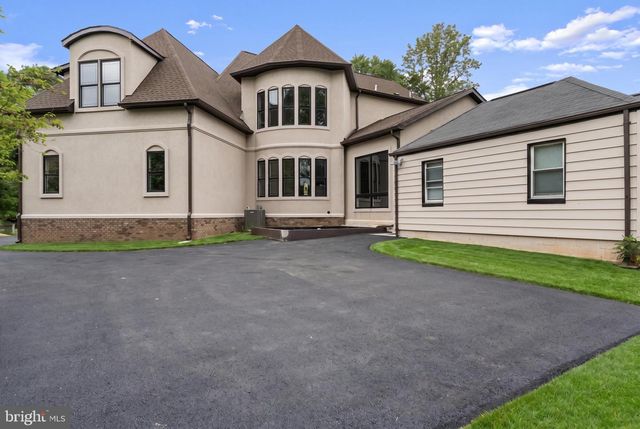 7301 CALVERT ST, Annandale, VA 22003
