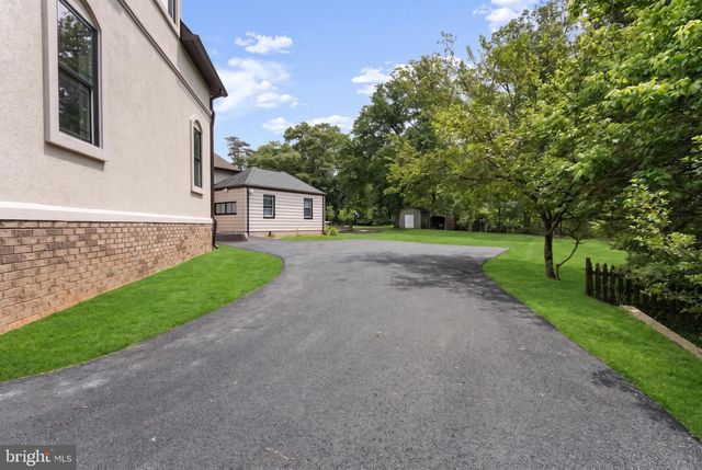 7301 CALVERT ST, Annandale, VA 22003