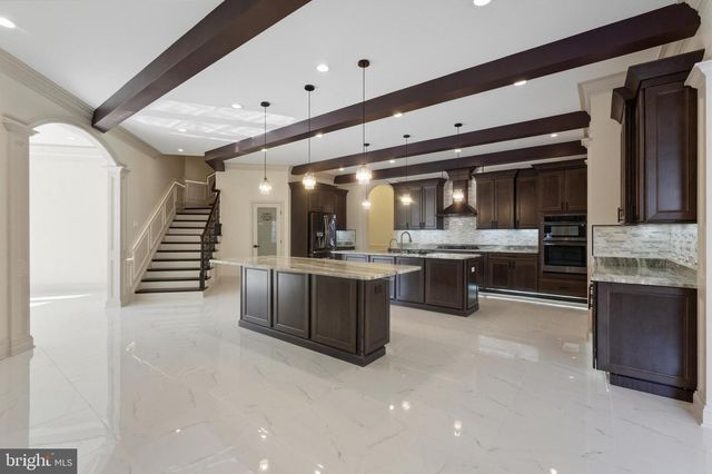 7301 CALVERT ST, Annandale, VA 22003