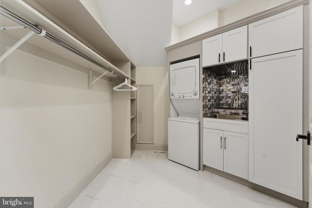 7301 CALVERT ST, Annandale, VA 22003