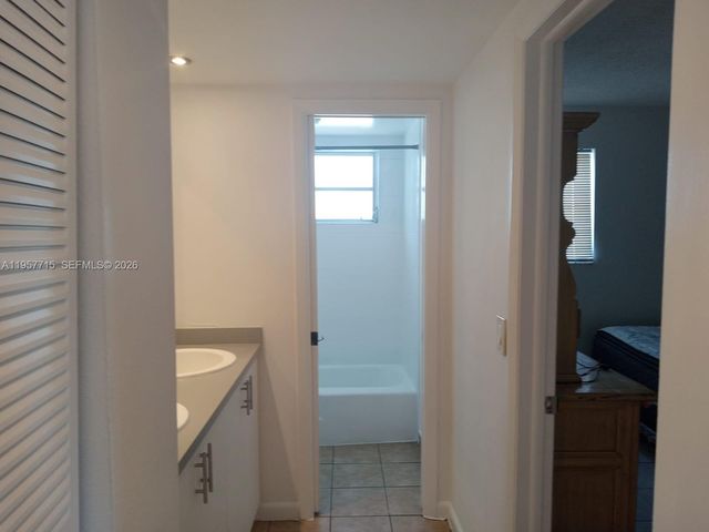 1975 NE 135th Street 3C, North Miami, FL 33181