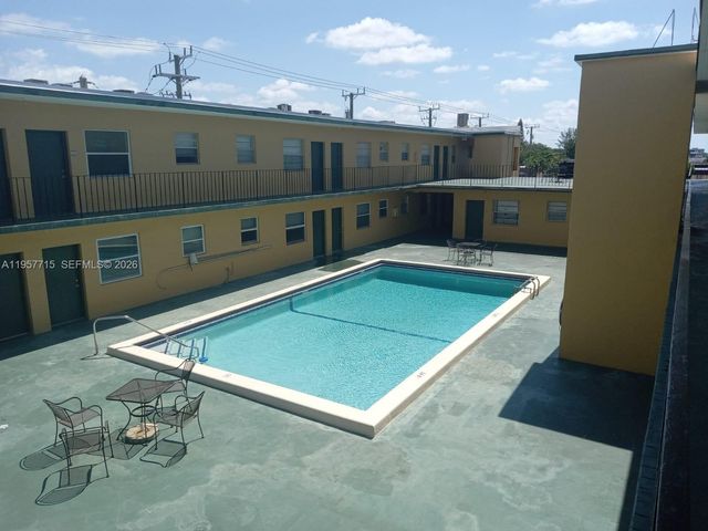 1975 NE 135th Street 3C, North Miami, FL 33181