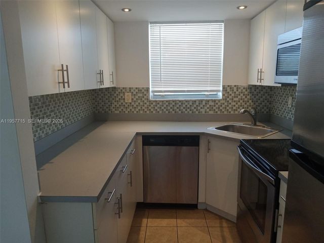 1975 NE 135th Street 3C, North Miami, FL 33181