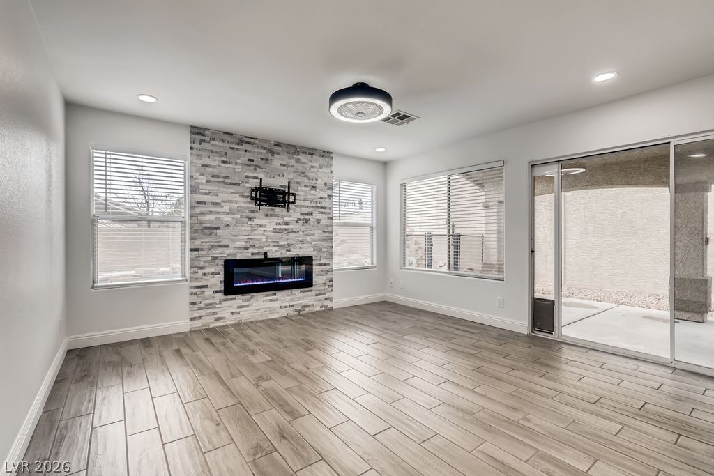 1601 Vespertina Court, Las Vegas, NV 89128 — photo 4
