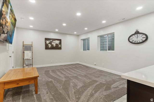 365 S MOUNTAIN RD, Fruit Heights, UT 84037