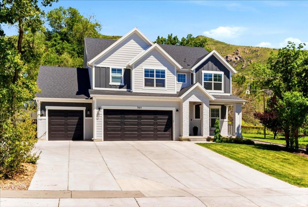 365 S MOUNTAIN RD, Fruit Heights, UT 84037