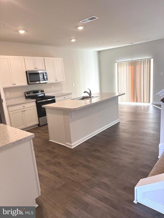 Image 16 of property listing at 1712 SEVERN ST, Salisbury, MD 21801