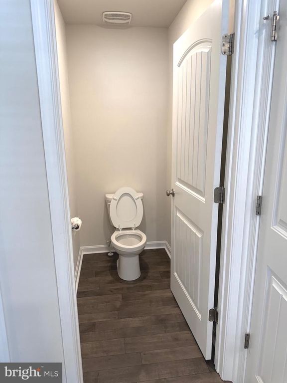 Image 35 of property listing at 1712 SEVERN ST, Salisbury, MD 21801