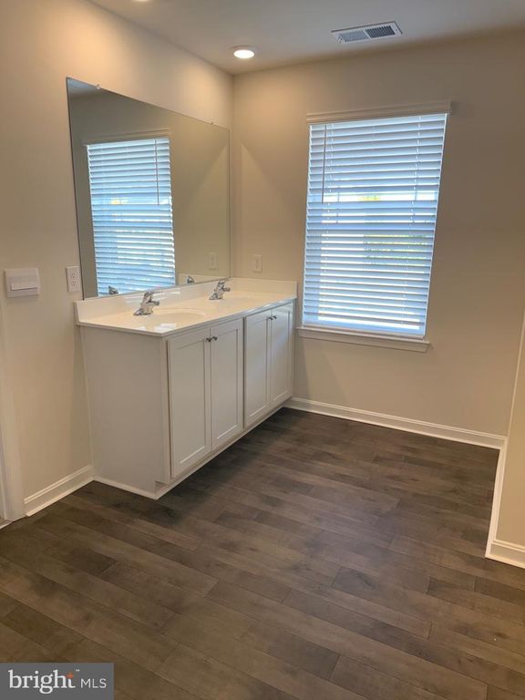 Image 37 of property listing at 1712 SEVERN ST, Salisbury, MD 21801