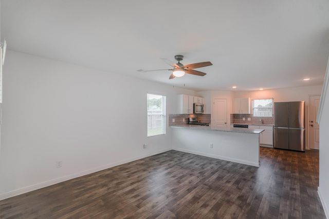 177 Road 5138, Cleveland, TX 77327