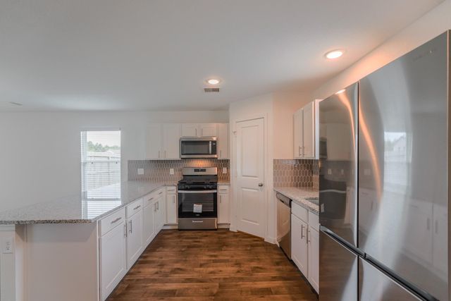 177 Road 5138, Cleveland, TX 77327