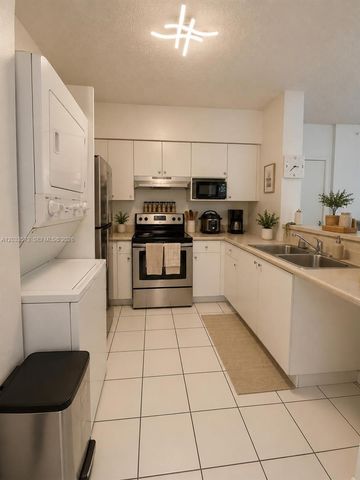 5091 NW 7th Street 906, Miami, FL 33126