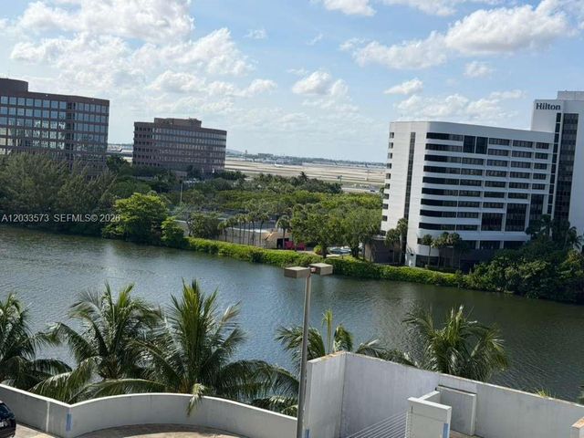 5091 NW 7th Street 906, Miami, FL 33126