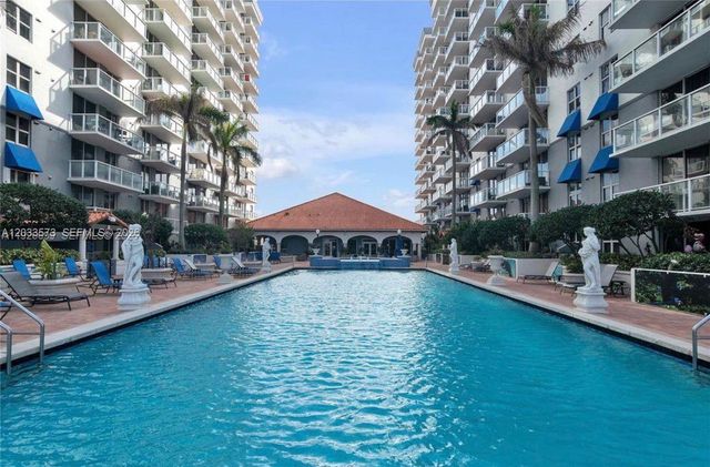 5091 NW 7th Street 906, Miami, FL 33126