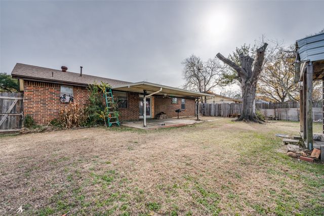 2706 S Fielder, Arlington, TX 76015