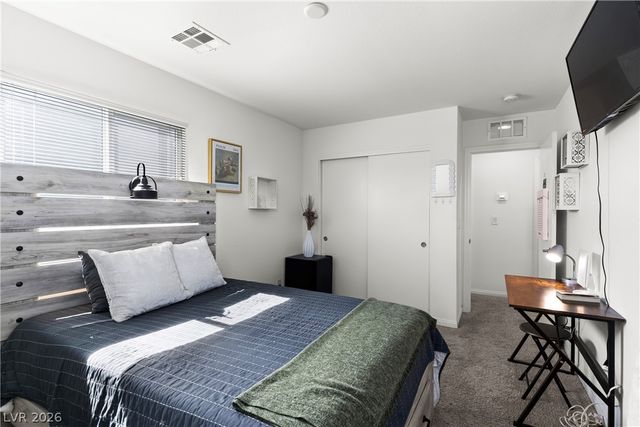 6509 Cinnamon Hazlenut Street, North Las Vegas, NV 89084