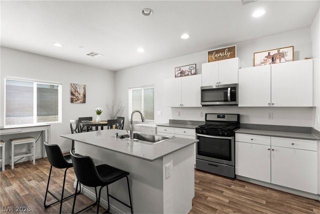 6509 Cinnamon Hazlenut Street, North Las Vegas, NV 89084