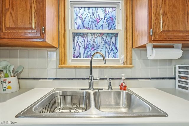 5702 Luelda Avenue, Parma, OH 44129