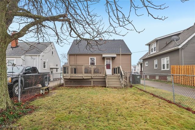 5702 Luelda Avenue, Parma, OH 44129