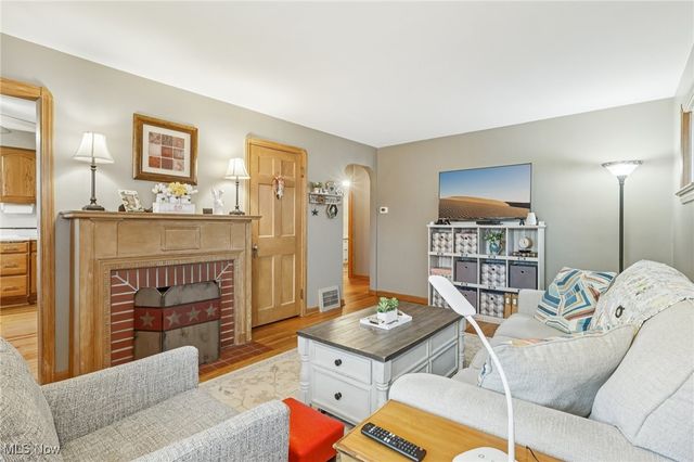 5702 Luelda Avenue, Parma, OH 44129