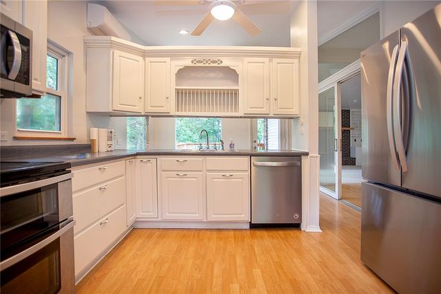 32 Russell Lane, Russellville, AR 72802