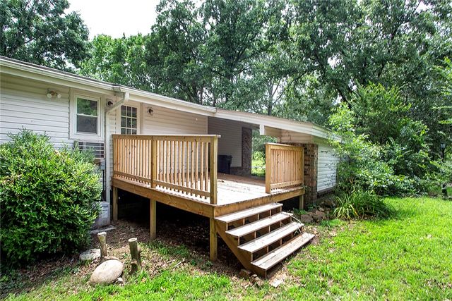 32 Russell Lane, Russellville, AR 72802