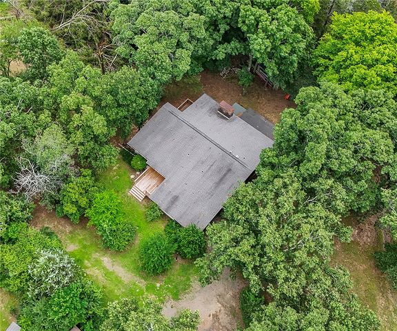 32 Russell Lane, Russellville, AR 72802