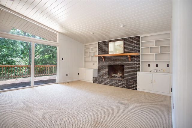 32 Russell Lane, Russellville, AR 72802