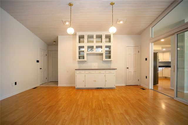 32 Russell Lane, Russellville, AR 72802