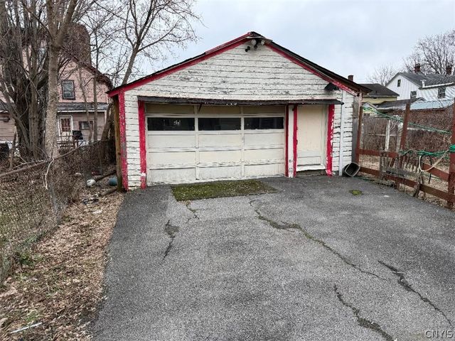 939 Schuyler Street, Utica, NY 13502