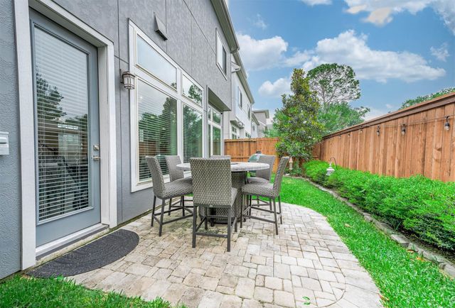 1709 Leilani Drive, Houston, TX 77055